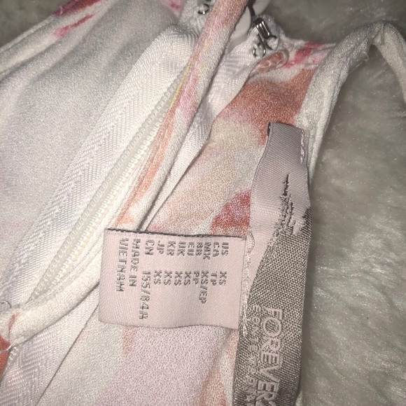 Dress Forever 21 - Picture 2 of 3